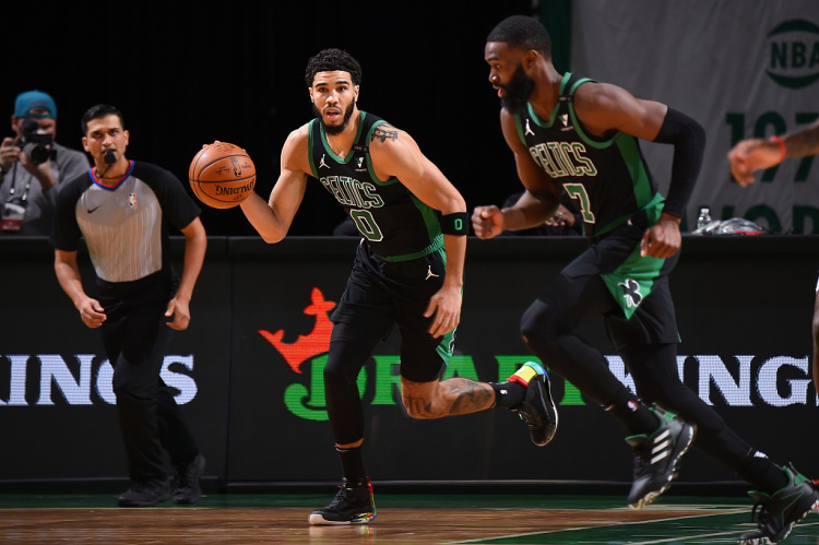 华体会电竞官网Ming连续十五场比赛得分超过势不可挡洛杉矶湖人围绕CBA季后赛战术微调之后，冲刺阶段里尔完成体检的简单介绍